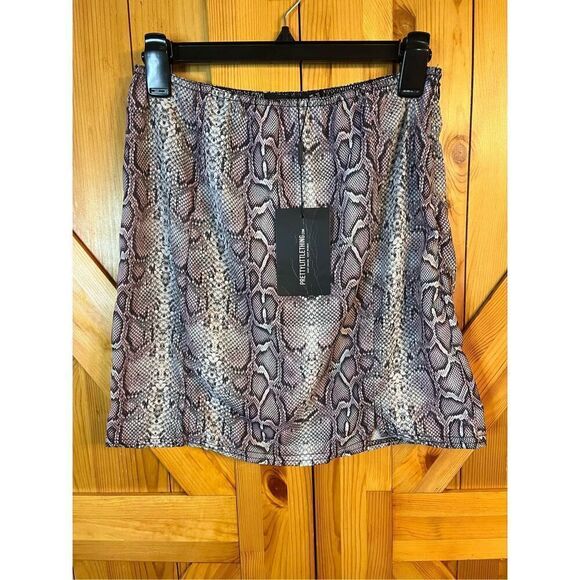 Pretty Little Thing Pink/gray Snake Design 2 Splits in Front Mini Skirt Size 8 N - Picture 1 of 6
